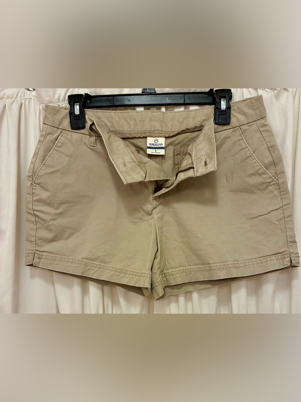 Magellan Outdoors Women's Tan Chino Bermuda Shorts🌼